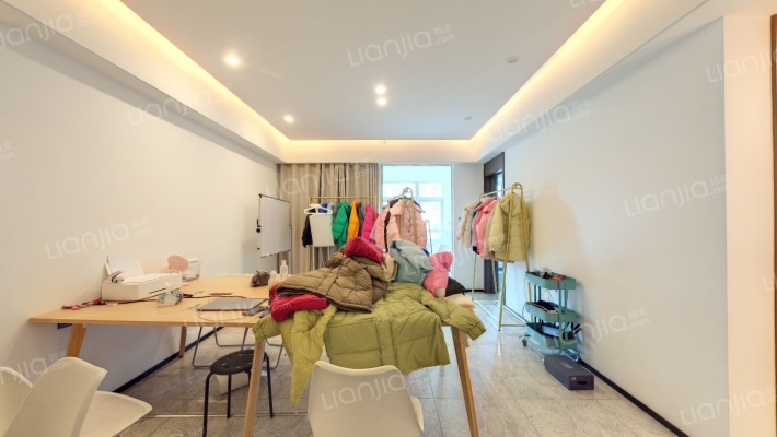 万科御澜道二手房实景图