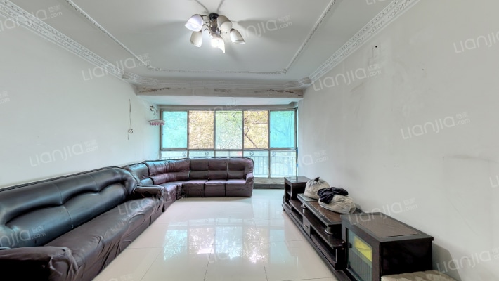 黄河路396号二手房实景图