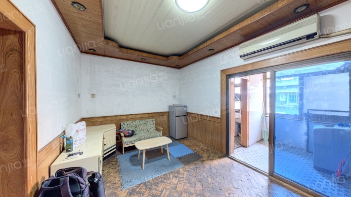 变压器宿舍二手房实景图