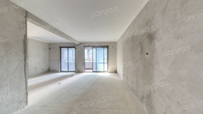 禹洲融信CONE玺湾B区二手房实景图