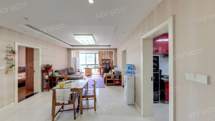 塔影苑东区二手房实景图