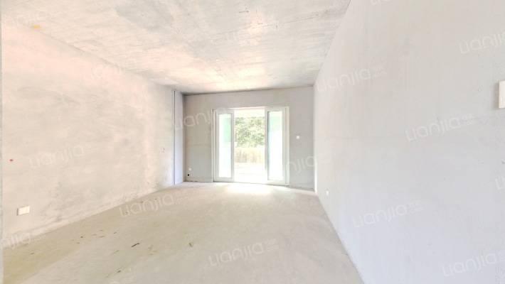 保利中央峰景二手房实景图