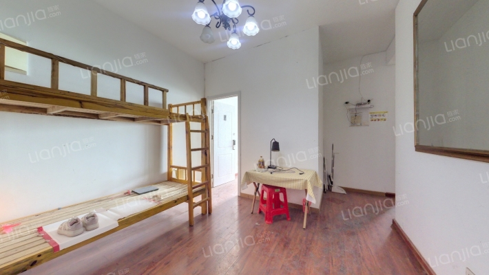 世茂锦绣长江一期二手房实景图