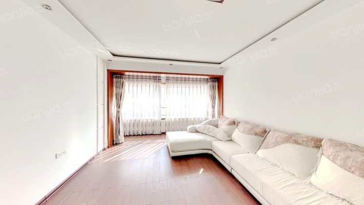 相信花园二手房实景图