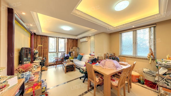 绿城蓝庭东区二手房实景图