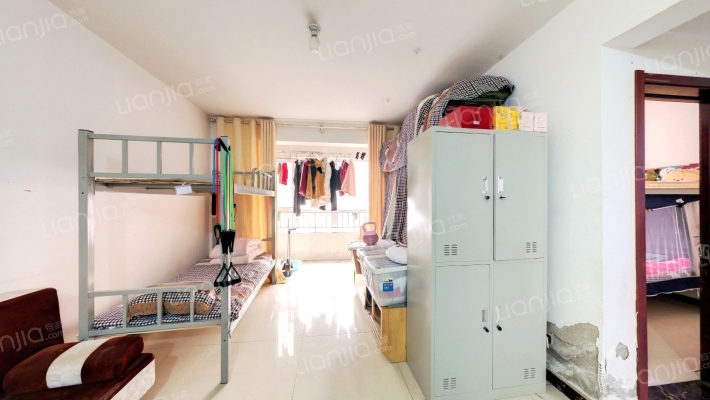 博雅盛世E区二手房实景图