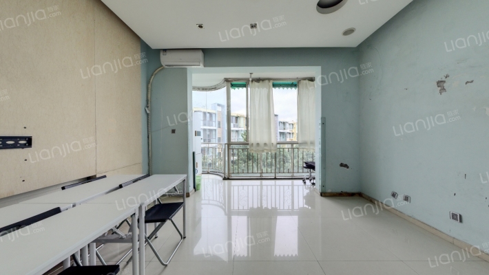 长居花园二手房实景图