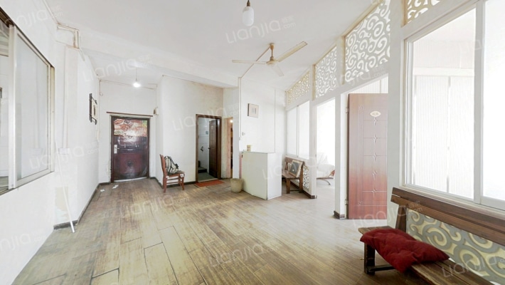 新华大厦二手房实景图