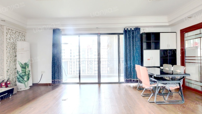 万科金域华庭二手房实景图