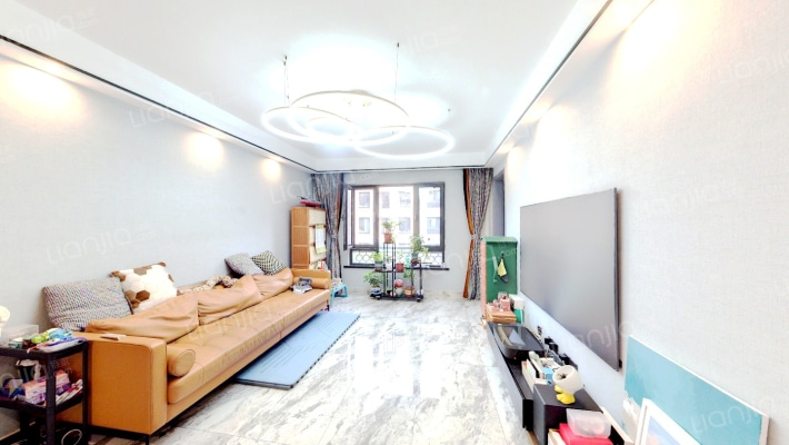 融创臻园二手房实景图