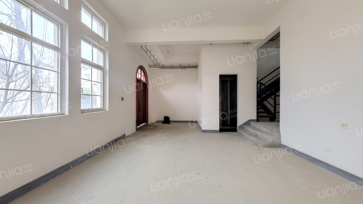 万科君悦云台二手房实景图