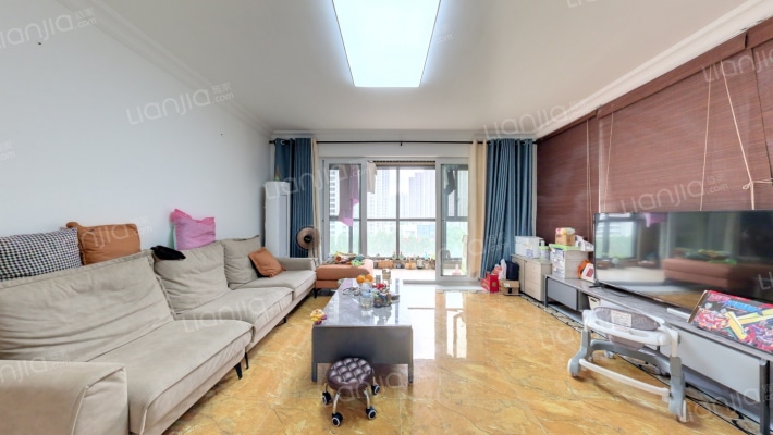 碧桂园凤凰城二手房实景图