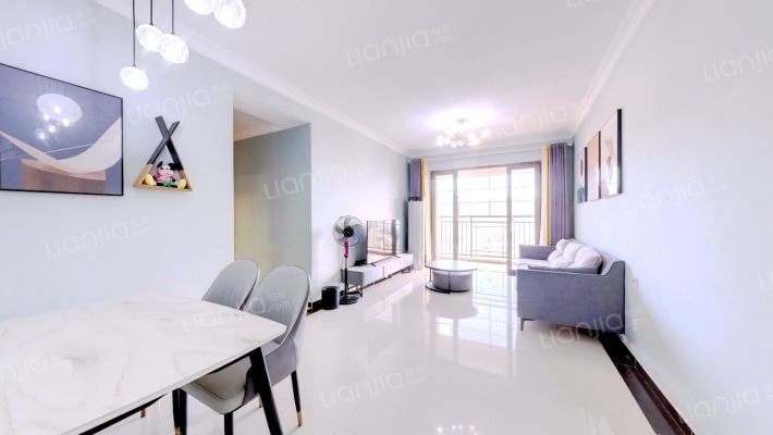 龙光城北十一期二手房实景图