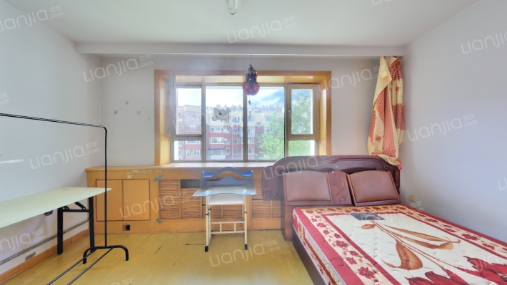 三佳新村二手房实景图