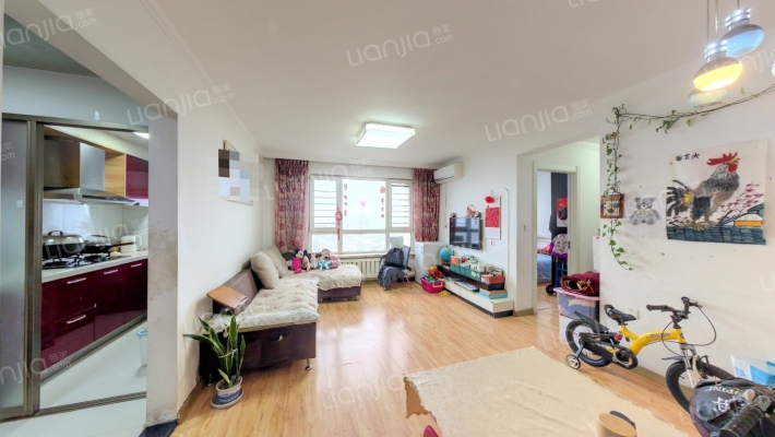 沈铁火车头佳园二手房实景图