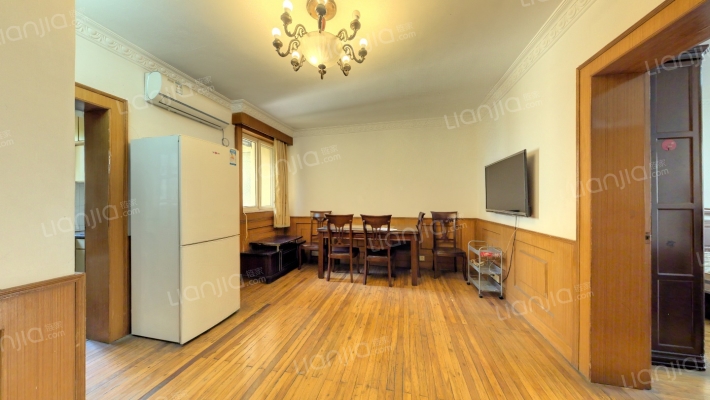 南新公寓二手房实景图