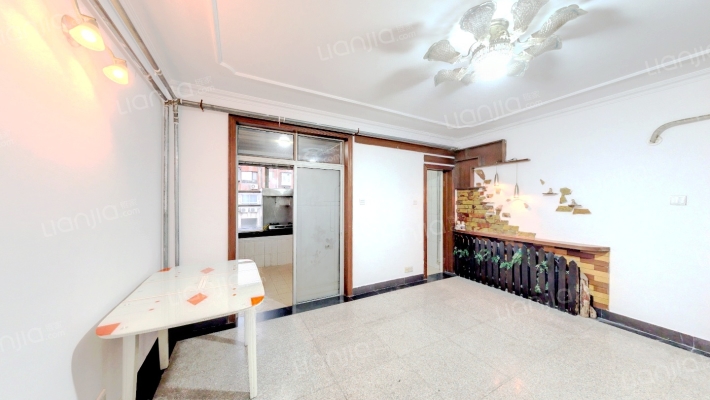 信达花园南区二手房实景图