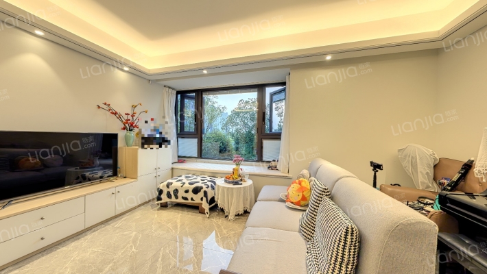 保利锦上二手房实景图