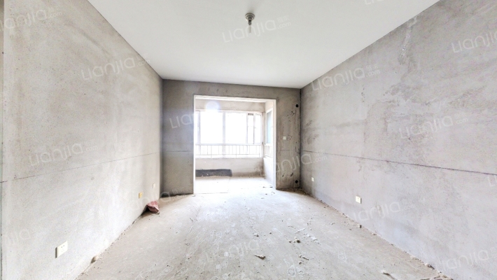 博雅盛世E区二手房实景图