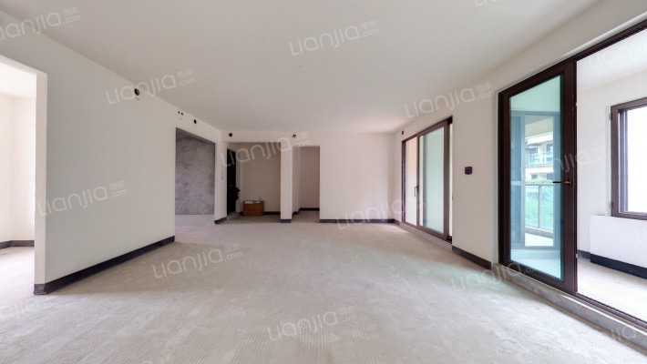 龙湖舜山府三期四组团二手房实景图