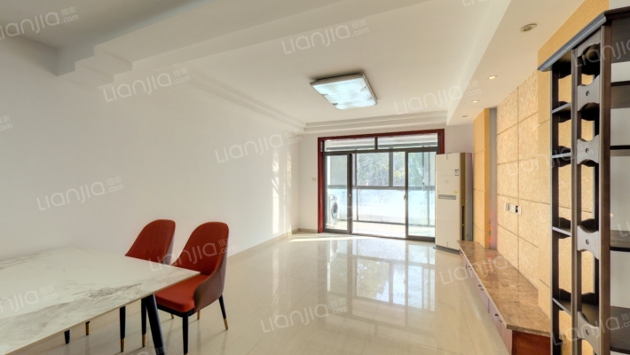 恒龙尚品嘉苑二手房实景图