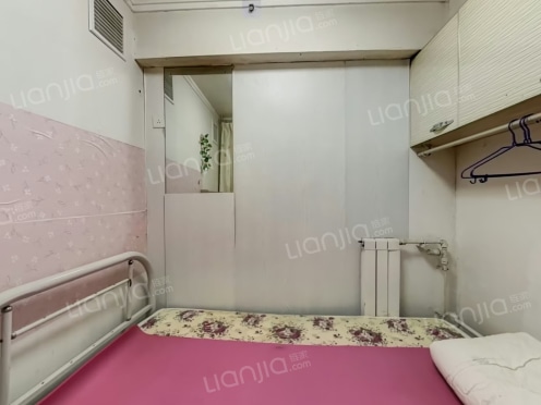 合租·诚基中心四期 4居室 南卧