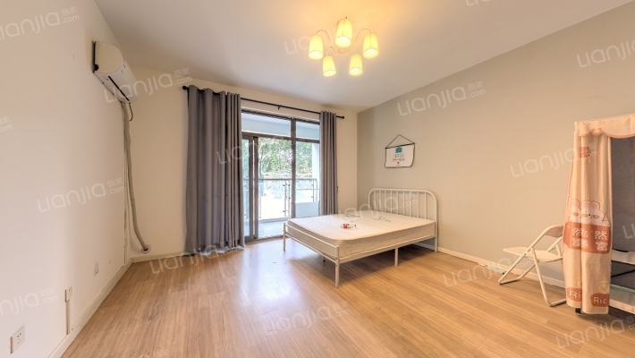 金地金沙府邸二手房实景图