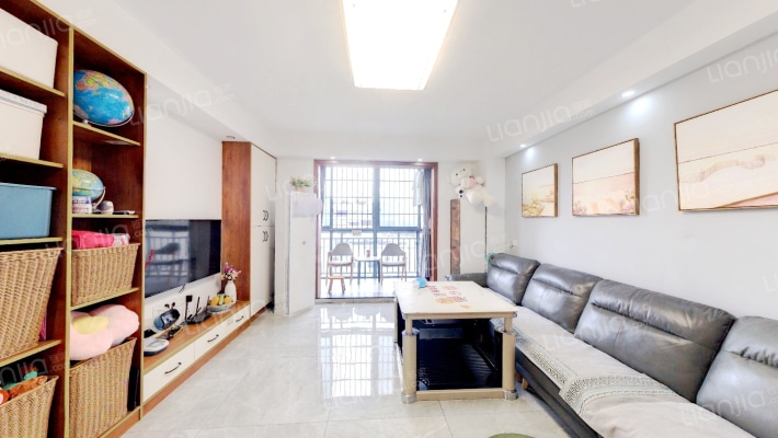 花漾年华二手房实景图