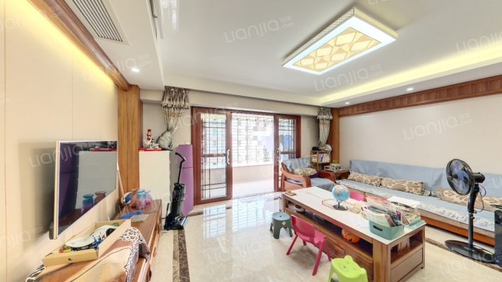 世嘉花园二手房实景图