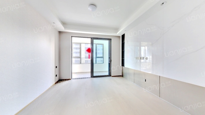 颐和铂岸江璟二手房实景图