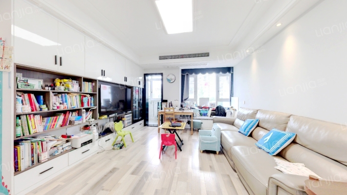 江南庭园二手房实景图