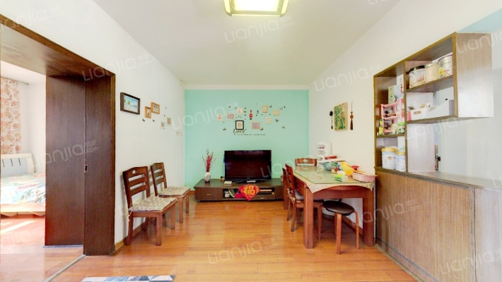 人造板宿舍二手房实景图