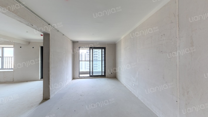 世外旭辉城二手房实景图