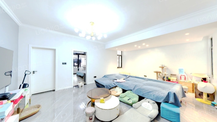 航辉花园二手房实景图