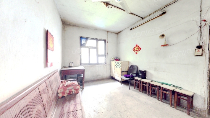 枣子岚垭一巷二手房实景图