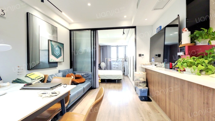 虹一小区二手房实景图