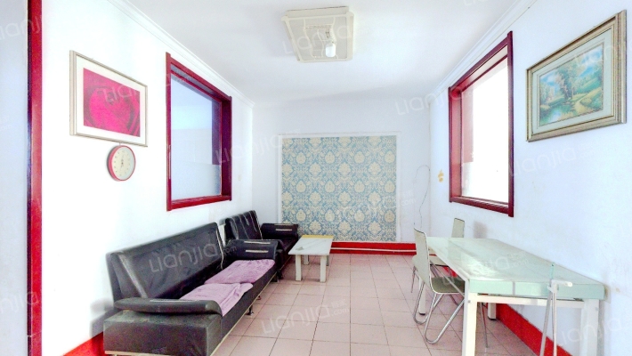 校北小区二手房实景图