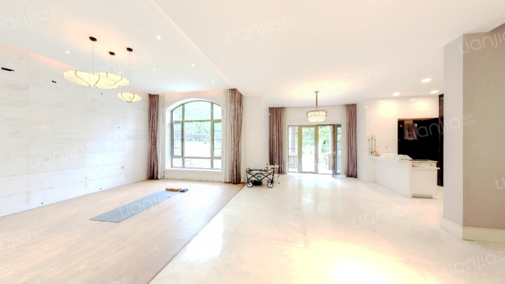 富力国际别墅二手房实景图