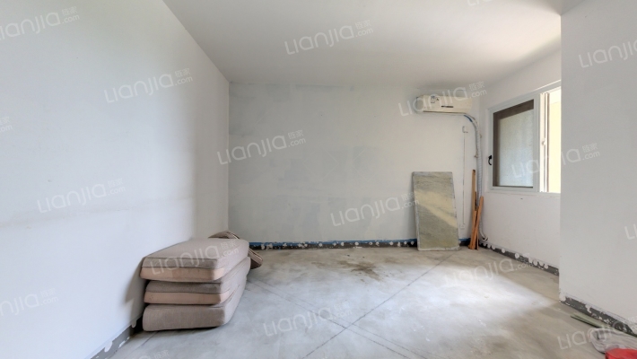 湖西雅居东苑二手房实景图