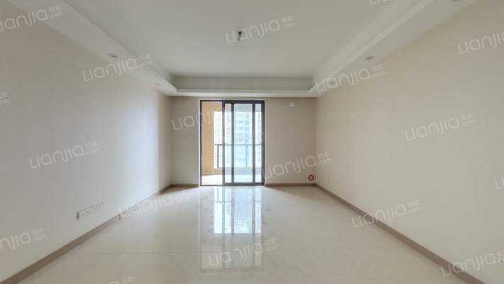 世茂锦绣长江五期二手房实景图