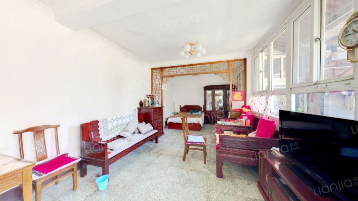 德华里二手房实景图