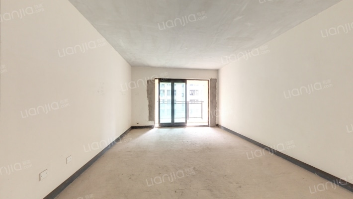 樾千山二手房实景图