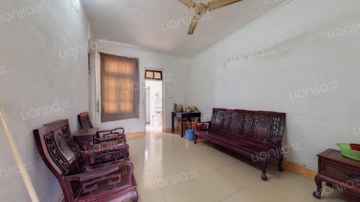 区岗19号大院二手房实景图