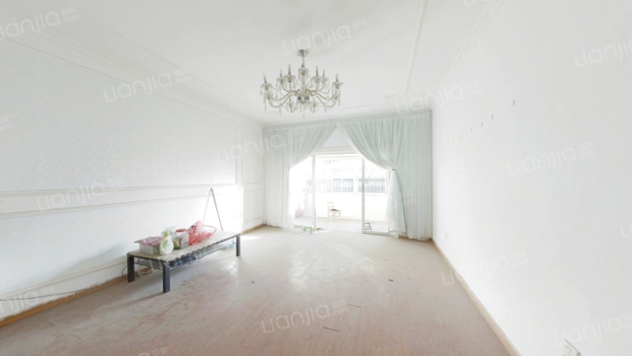 江西旅游商贸职业学院青山湖住宅小区二手房实景图