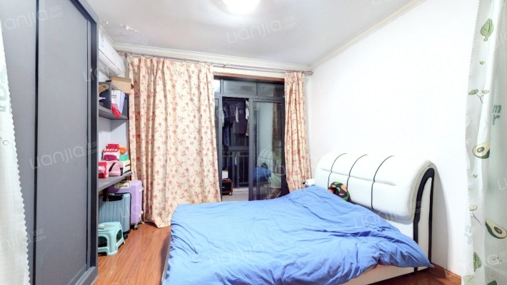 凯文和平雅苑二手房实景图