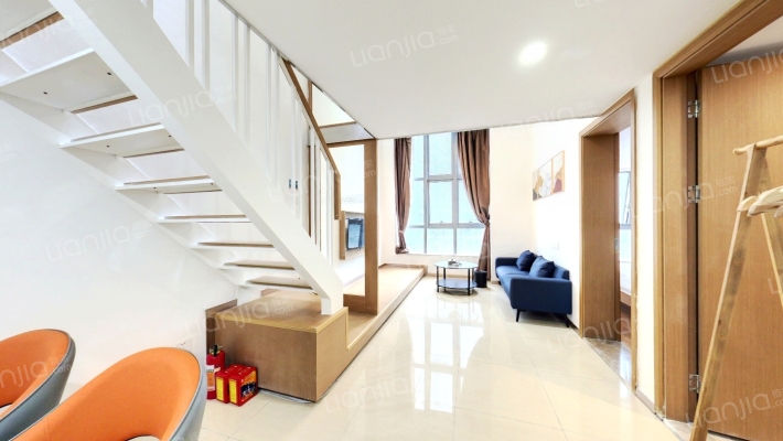 中海联南沙国贸中心二手房实景图