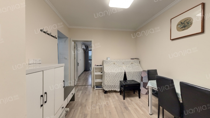 定淮门大街二手房实景图