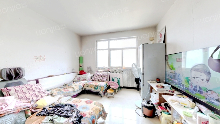 晶彩苑小区二手房实景图