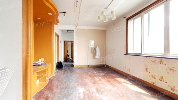 新安公寓二手房实景图