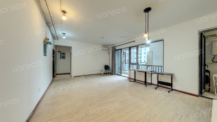 龙湖金楠天街二手房实景图